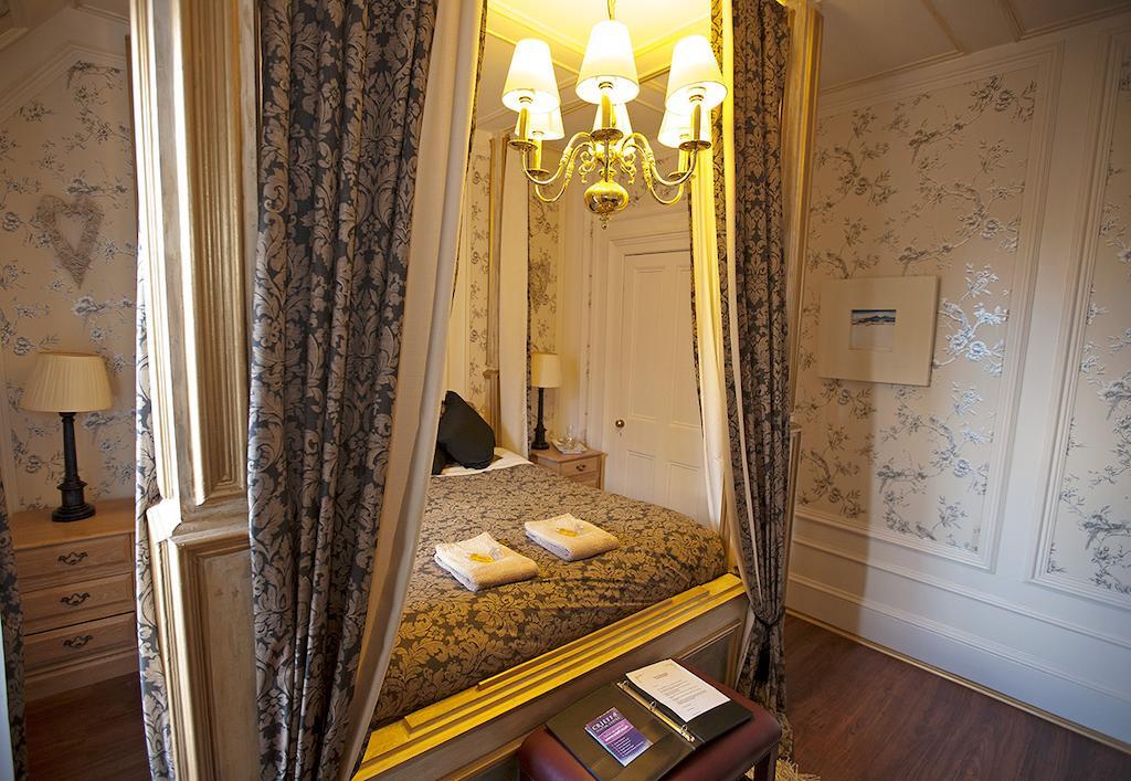 Victoria House B&B Crieff Bagian luar foto