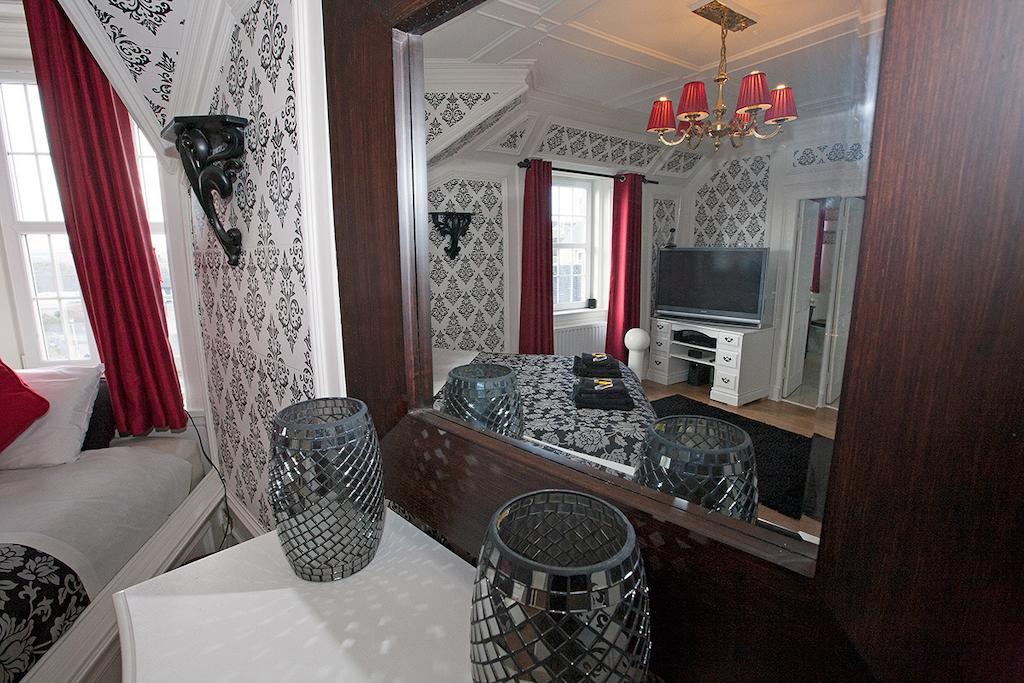 Victoria House B&B Crieff Ruang foto